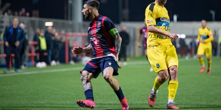 Il Taranto si inceppa ancora: solo pari a Maglie, playoff più lontani